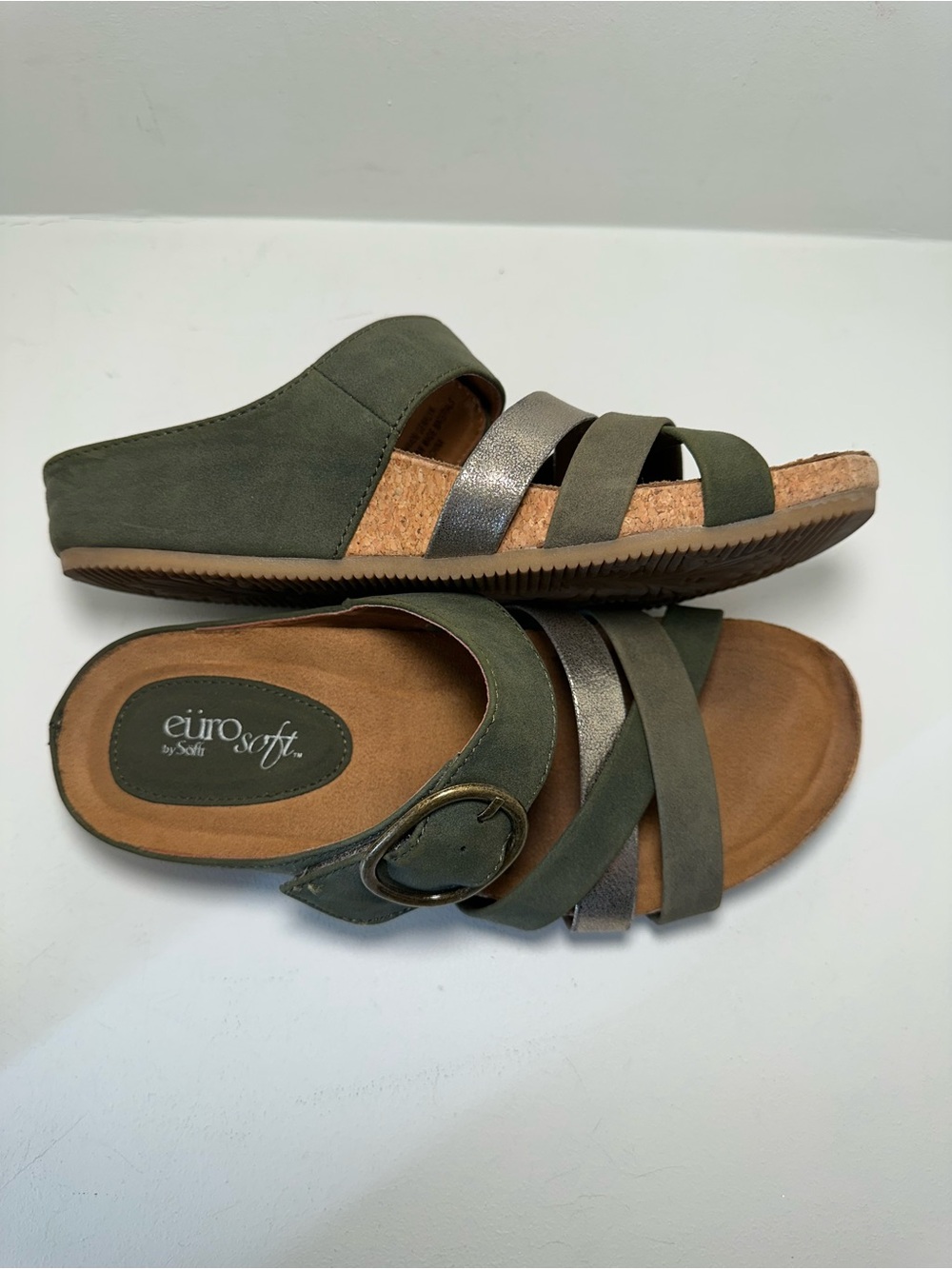 EUROSOFT Genalyn Sandal Slip-On Olive Strappy Velcro Adjustable Buckle Size 6.5
